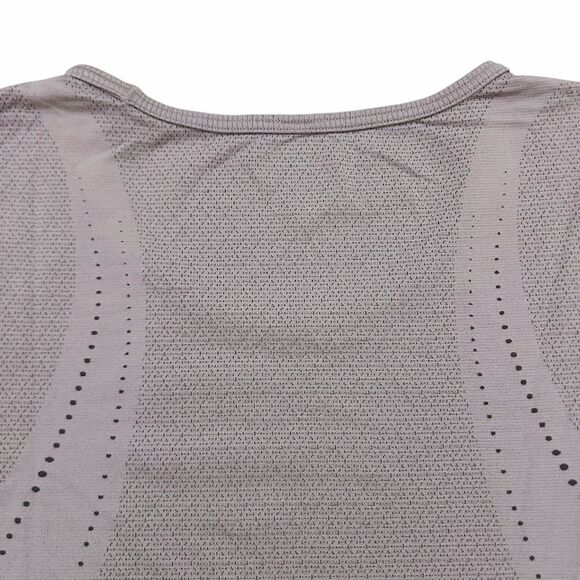 Under Armour Top Womens Small Mauve Seamless Short Sleeve Breathable Training - Picture 7 of 9